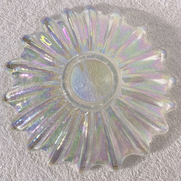 Vintage Federal Glass Iridescent Petal Plate Sunburst Plate Glass Art - Picture 5 of 9